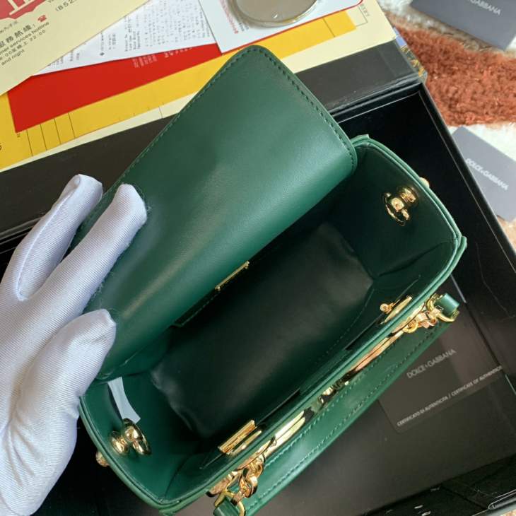 Picture of Dolce Gabbana Handbags _SKUfw156182872fw